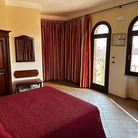 Villa Soleil Colleretto Giacosa Esterno foto